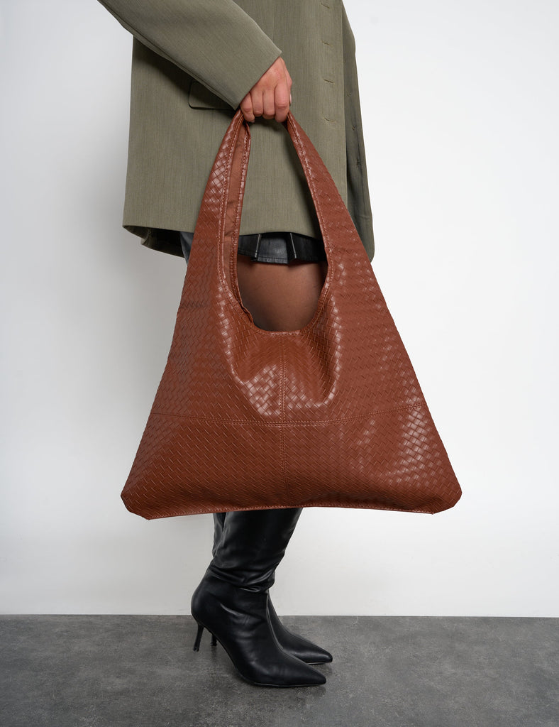 ★OVHEE★ Low Shoulder Bag Cocoa Designer fashion, Seoul-fully created | W Concept