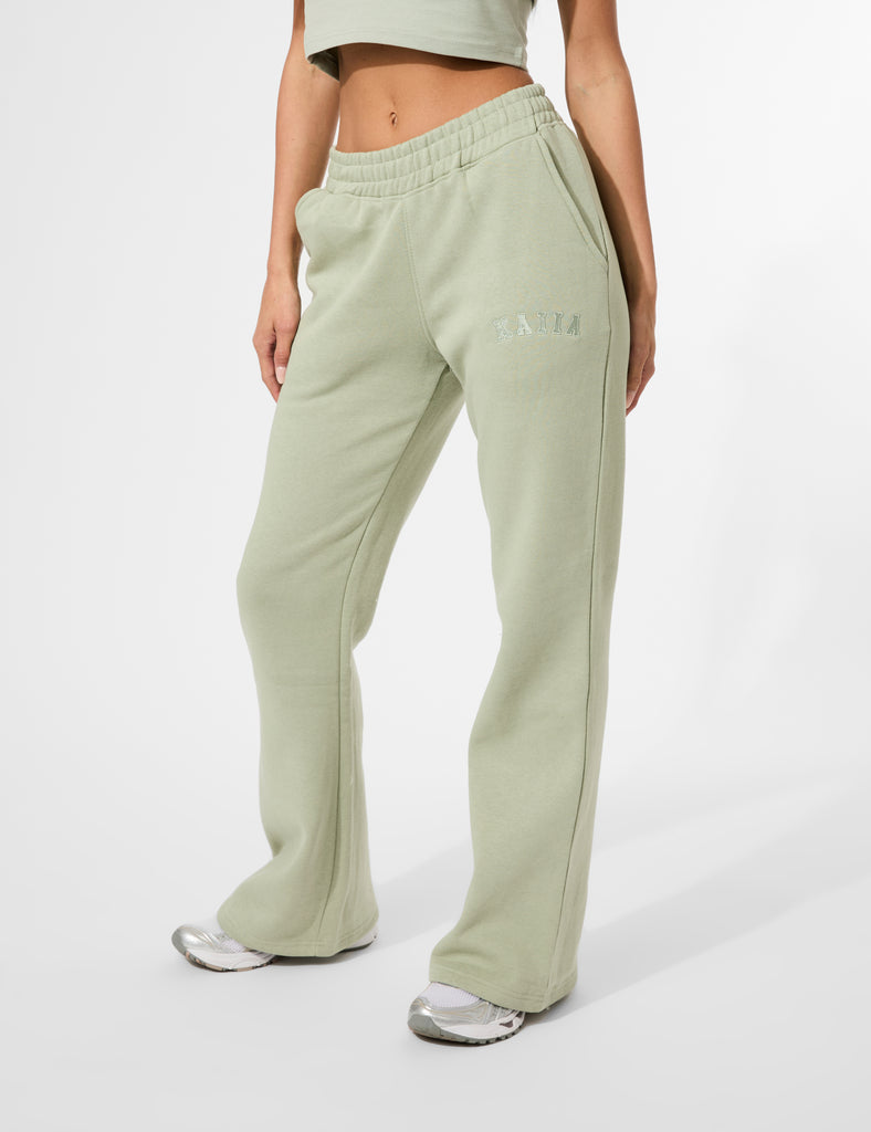 ◆ARCHIVE BOLD◆ CONTROL THE JUNGLE SWEAT SHORTS PALE SAGE A CONTROL THE JUNGLE SWEAT SHORTS (PALE SAGE) - ARCHIVE BOLD