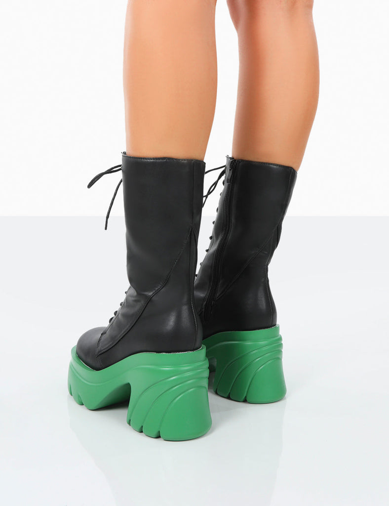 Green leather ankle boots with a thick heel K1660