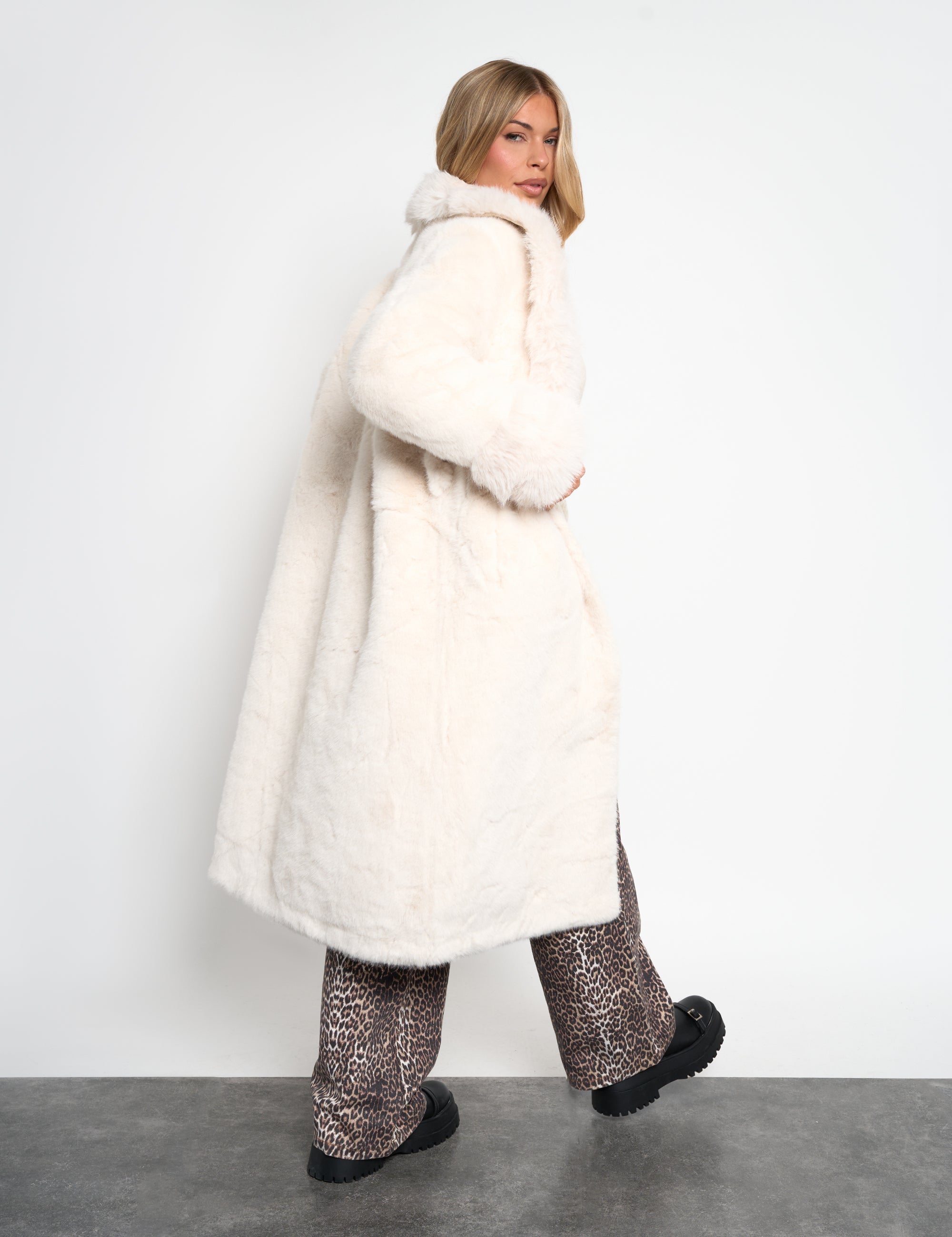 Belted Faux Fur Long Coat White US M L Public Desire