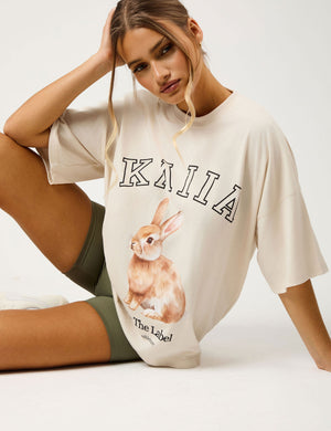 Kaiia Oversized Bunny Graphic T-Shirt Crème