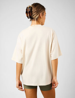 Kaiia Oversized Bunny Graphic T-Shirt Crème