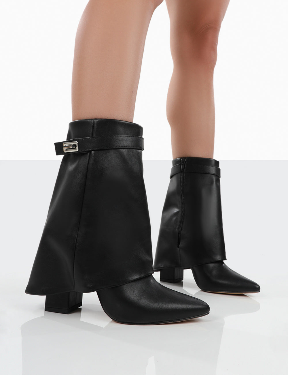 Wide fit hotsell pointed ankle boots