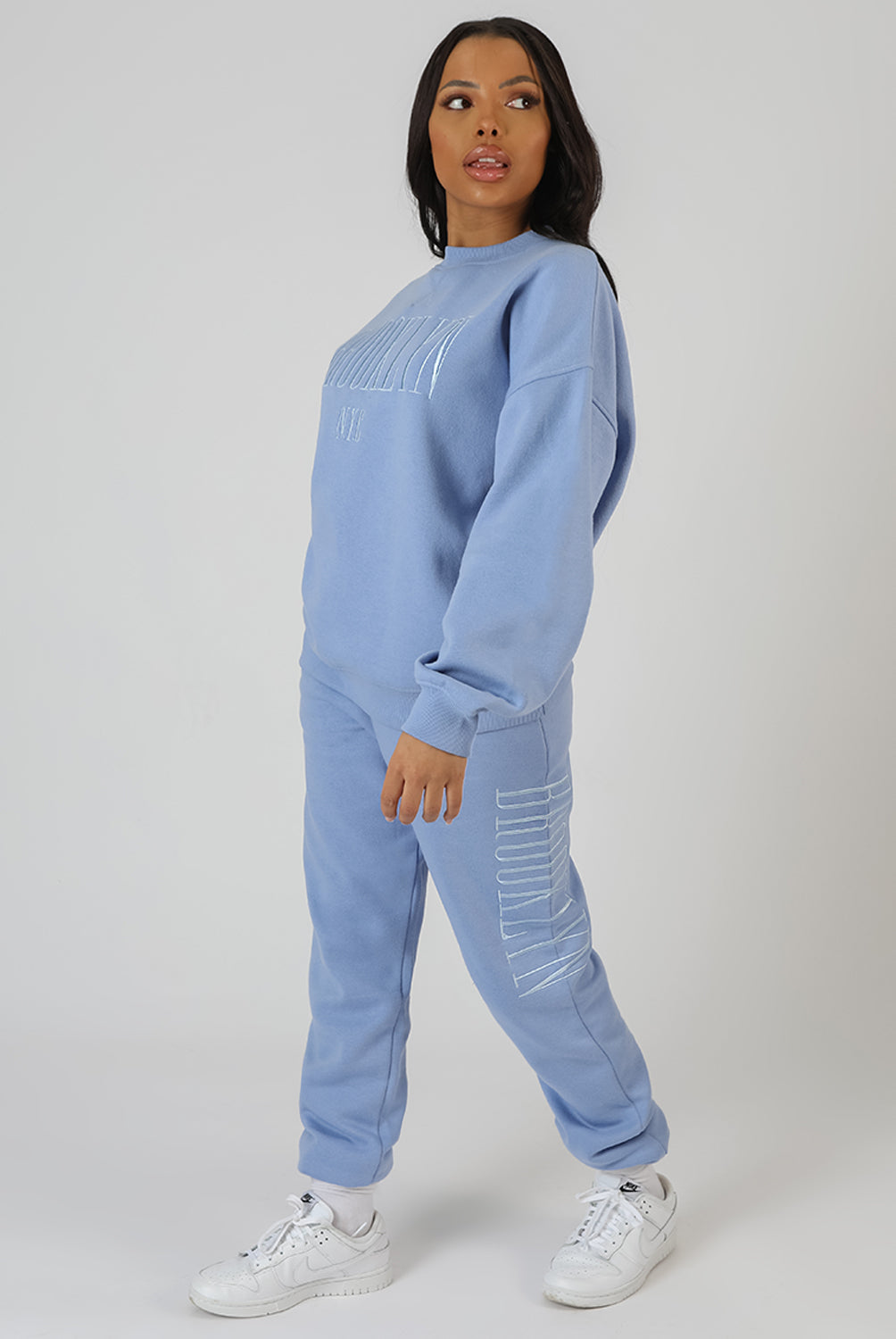 Brooklyn Embroidered 90'S Joggers Bluebell1