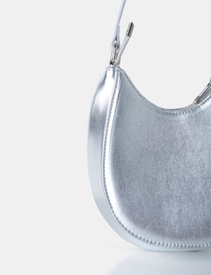 Zeta Metallic Silver Hobo Shoulder Bag