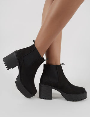 Melia Heeled Chlesea Boots in Black Faux Suede